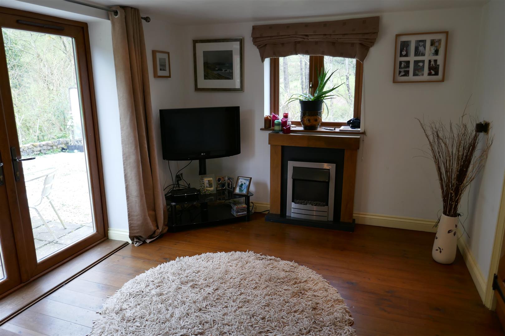 ANOTHER ROOM ASPECT
